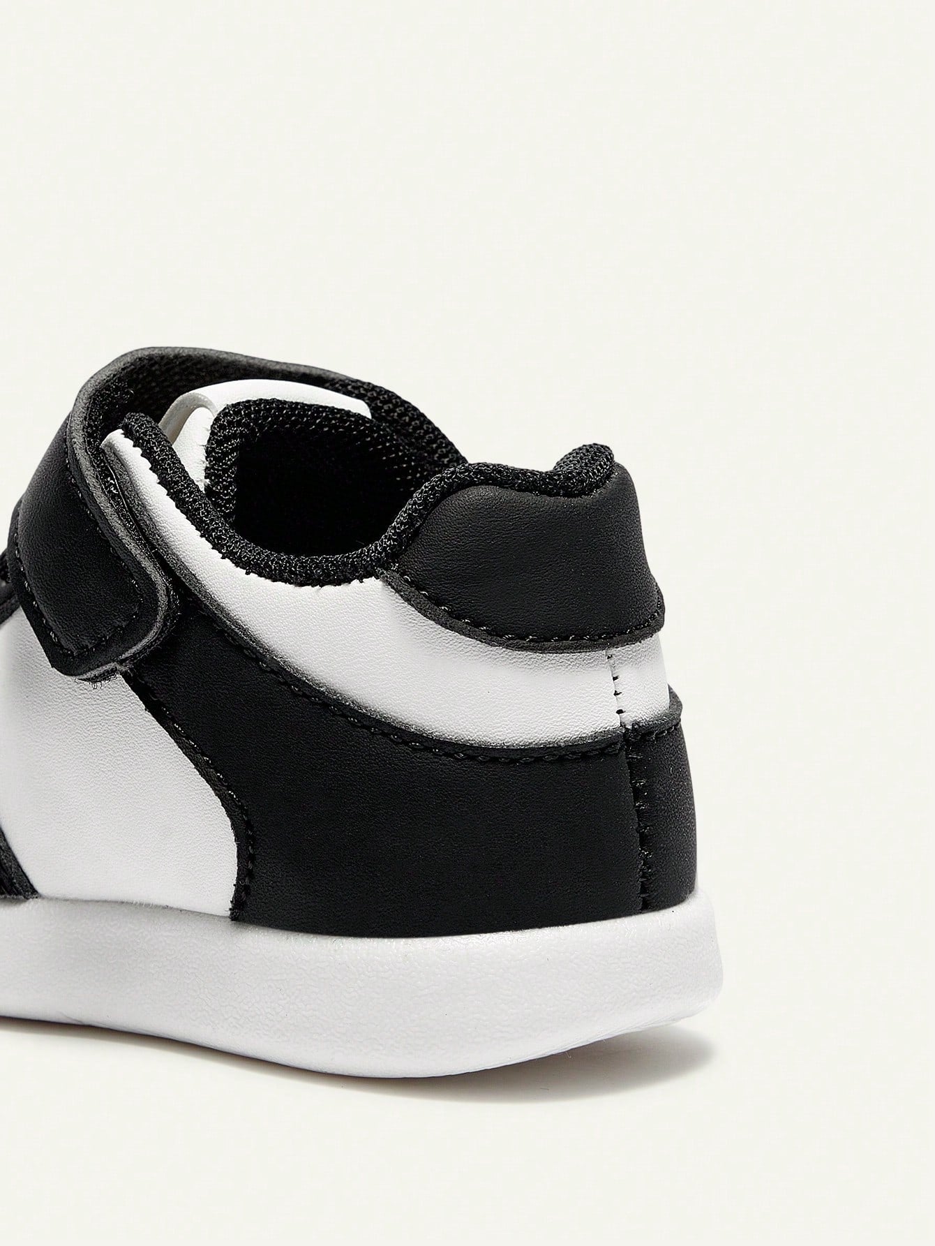 Cozy Pixies Lightweight PU Leather Non-Slip Toddler Sneakers Black and White