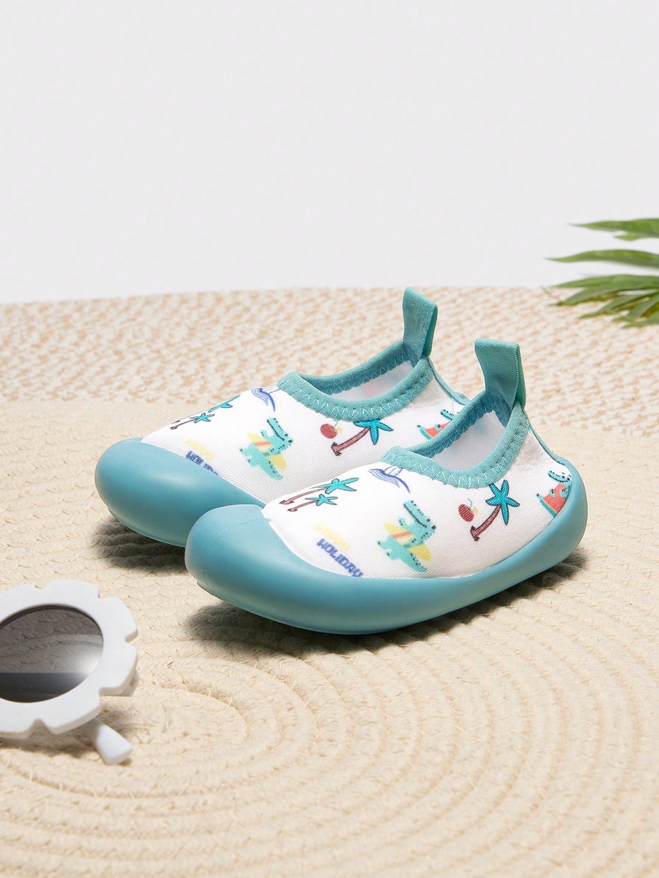 Cozy Pixies Boys' Green Cartoon Prints Comfortable Lightweight Casual Water Shoes