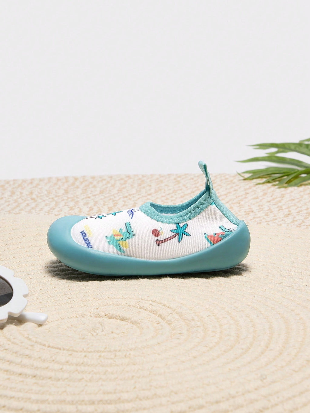 Cozy Pixies Boys' Green Cartoon Prints Comfortable Lightweight Casual Water Shoes