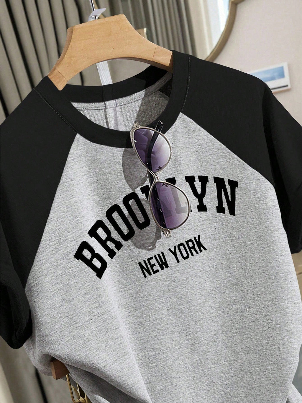 Tween Girl Casual Graphic Graphic Minimalist Grey Contrast Raglan Sleeve Letter Graphic T-Shirt And Shorts Set School Summer Grey