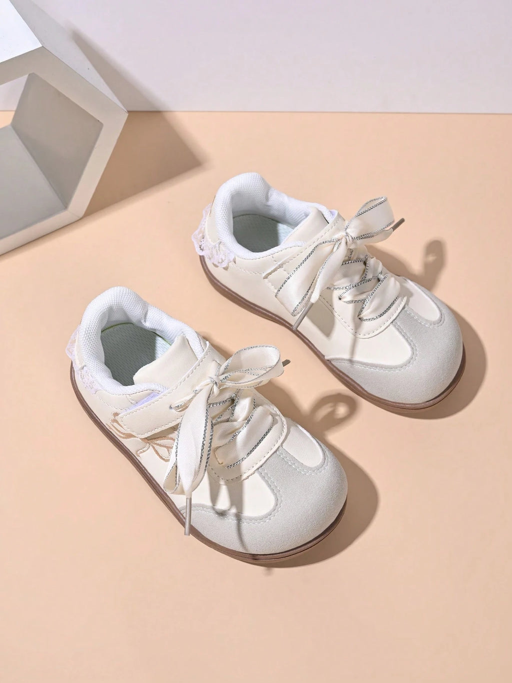 Girls' Minimalist Soft-Sole Durable Training & Skateboard Shoes