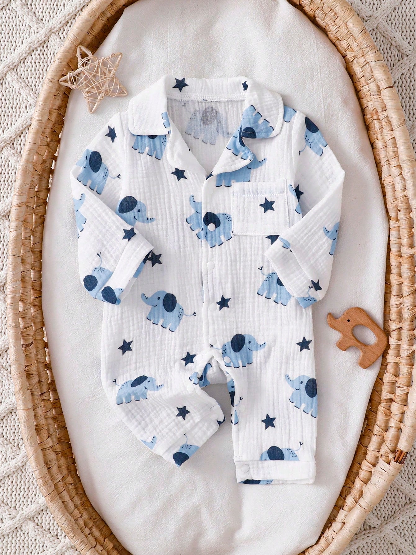 Barboteuse une pièce pour bébé garçon en coton à imprimé éléphant, barboteuse à manches longues avec poche avant, tenue décontractée pour nourrisson, bleue