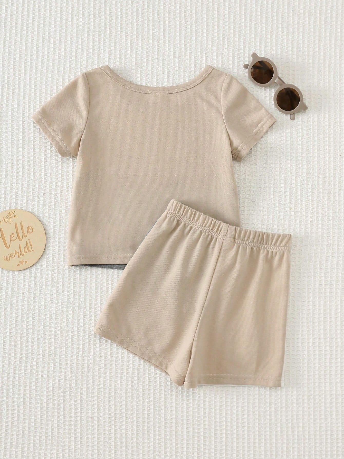 Ensemble deux pièces Bambinoo x Cozy Pixies pour bébé garçon, pull tricoté imprimé lettres et short, multicolore