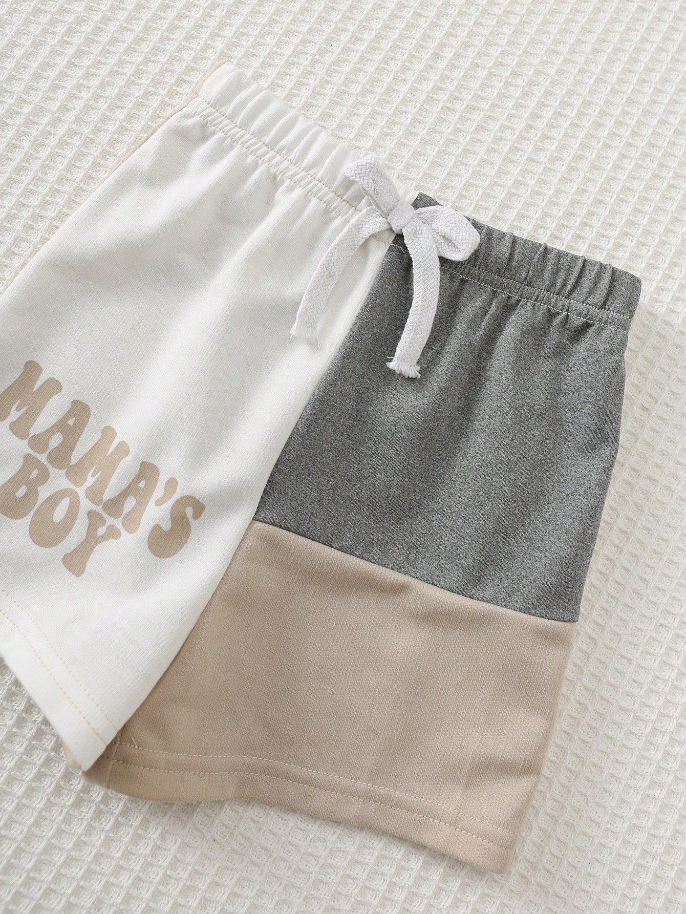 Ensemble deux pièces Bambinoo x Cozy Pixies pour bébé garçon, pull tricoté imprimé lettres et short, multicolore