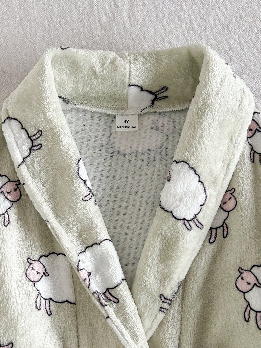 Robe de chambre Bambinoo x Cozy Pixies pour garçons à imprimé dessin animé