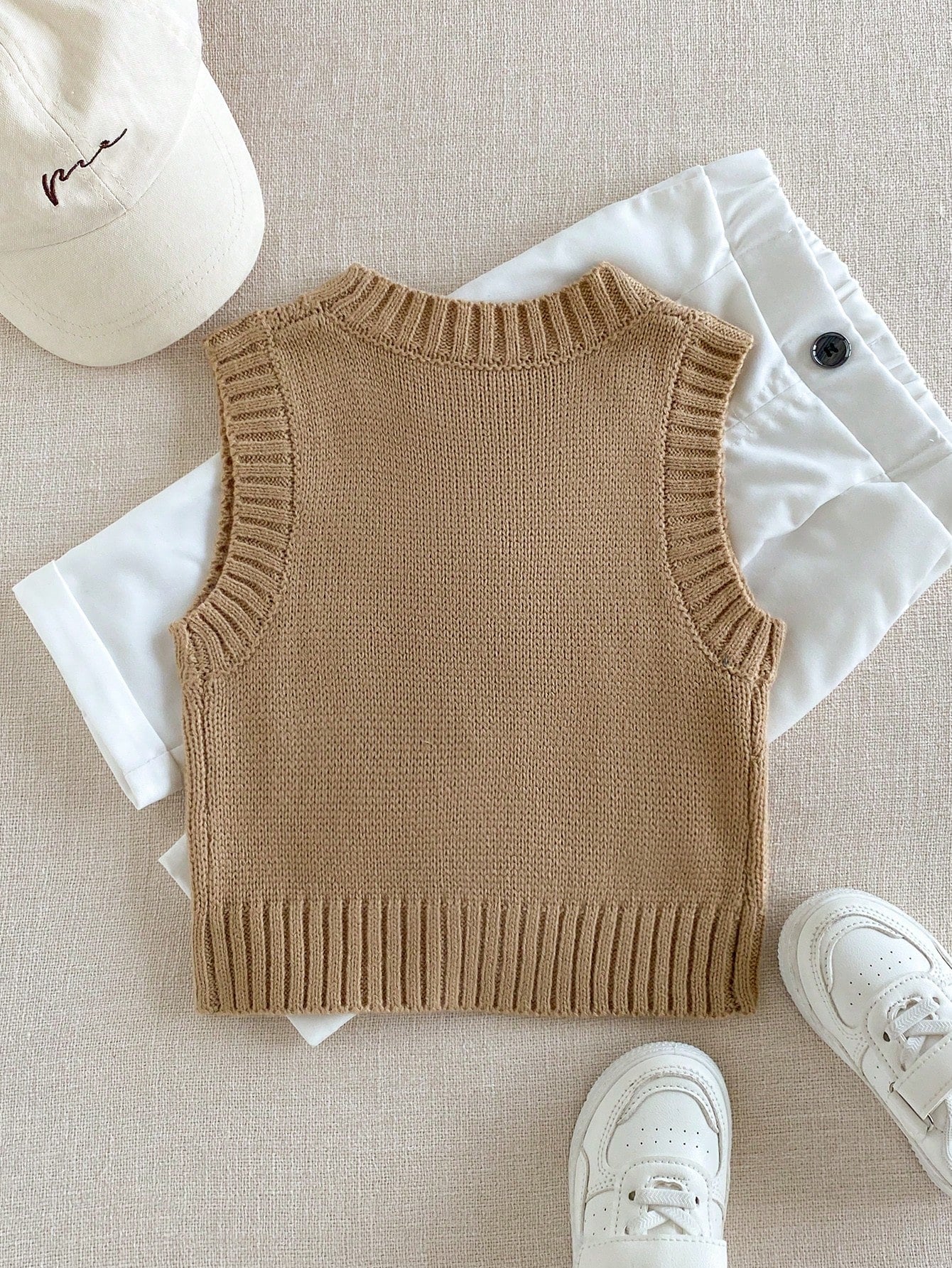 Girls' Ribbed Cable Knit Sweater Vest