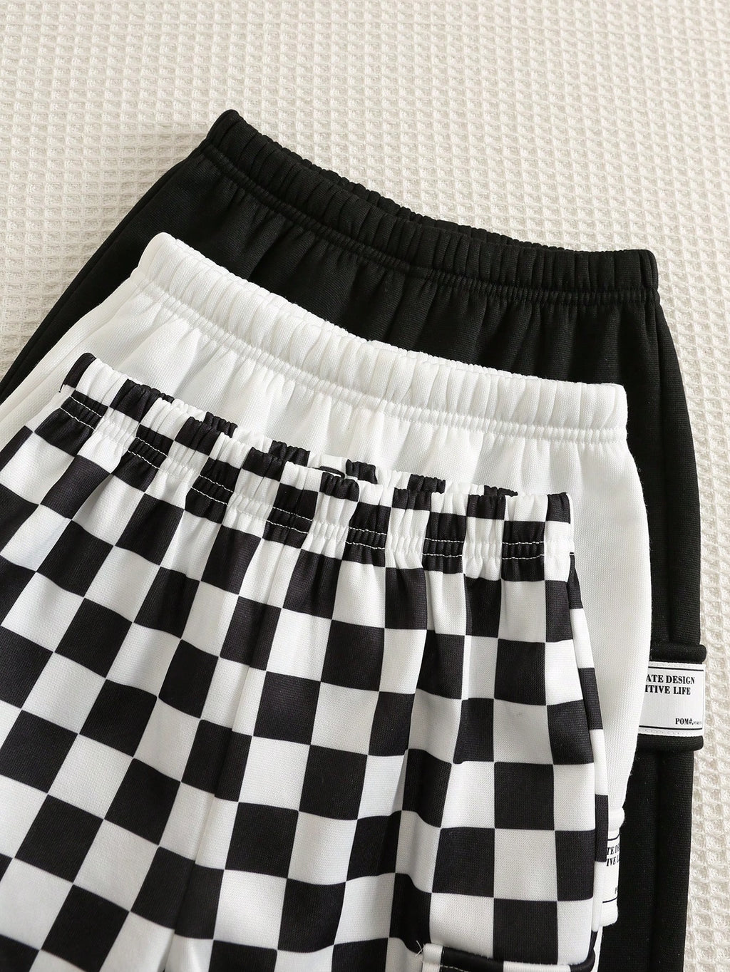Bambinoo x Playful Pals – Lot de 3 pantalons de survêtement unis et à carreaux pour garçons, multicolore