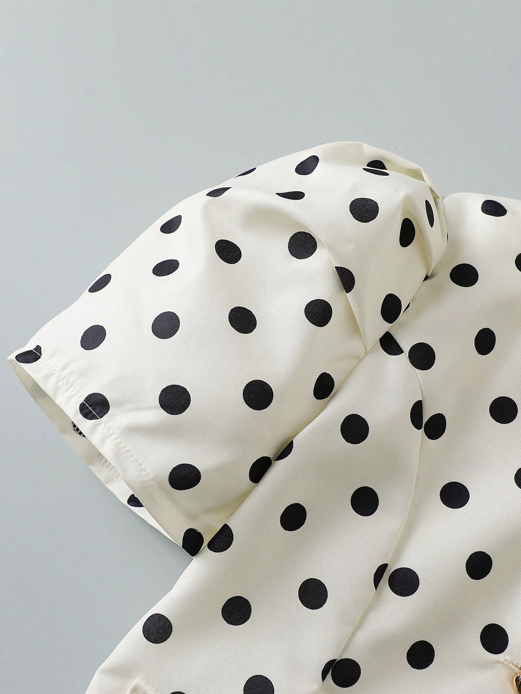 SHEIN Tween Girl Metal Flower Button Short Petal Sleeve Black And White Polka Dot Top And Pants 2pcs Set Party Summer Twee White