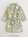 Robe de chambre Bambinoo x Cozy Pixies pour garçons à imprimé dessin animé