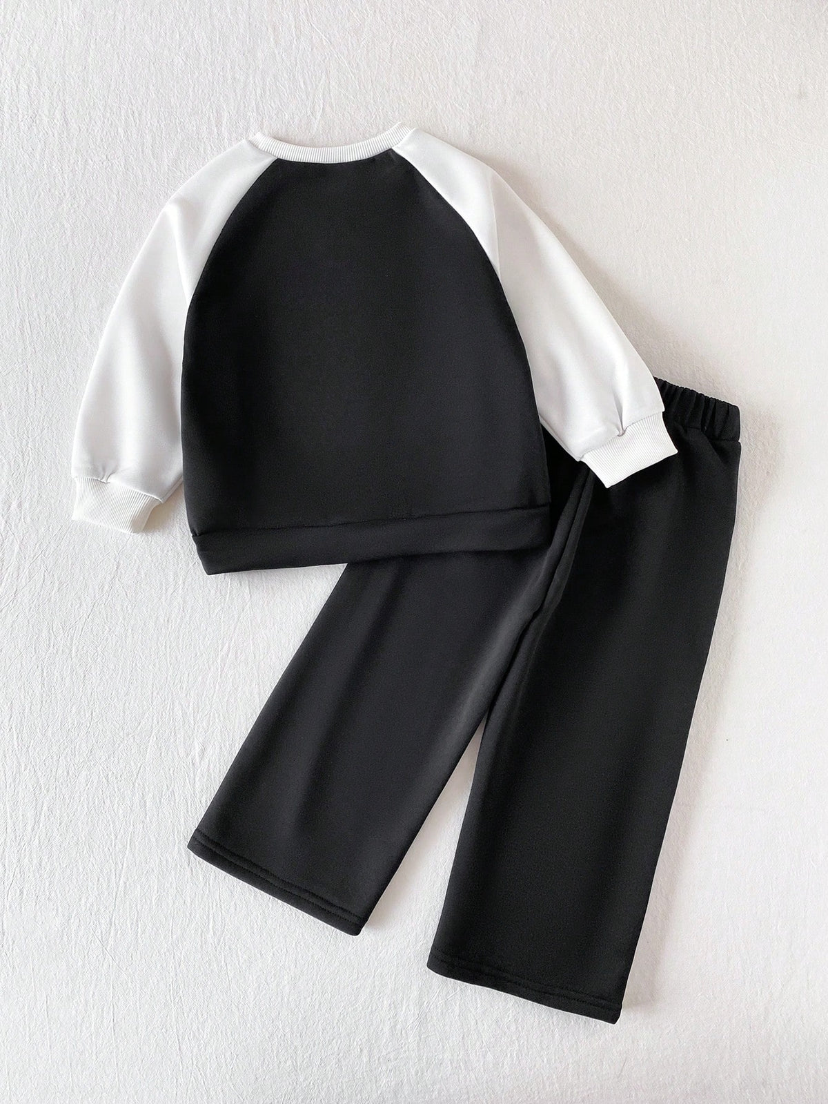 Ensemble sweat-shirt color block et pantalon de survêtement Bambinoo x Playful Pals pour garçons