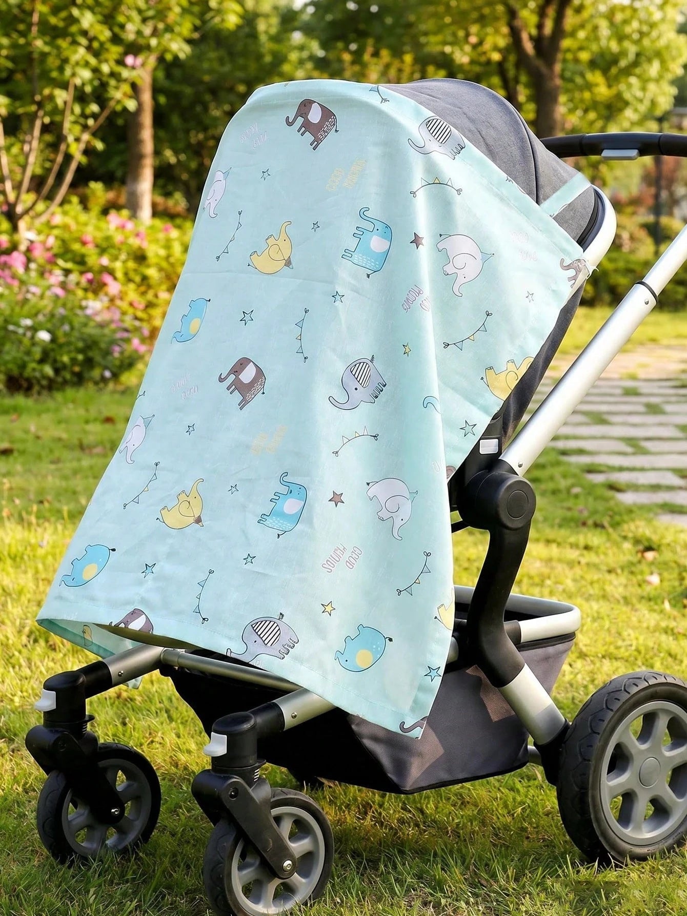 360° All-Round Breathable Nursing Cover Poncho with Mesh & Arched Neckline