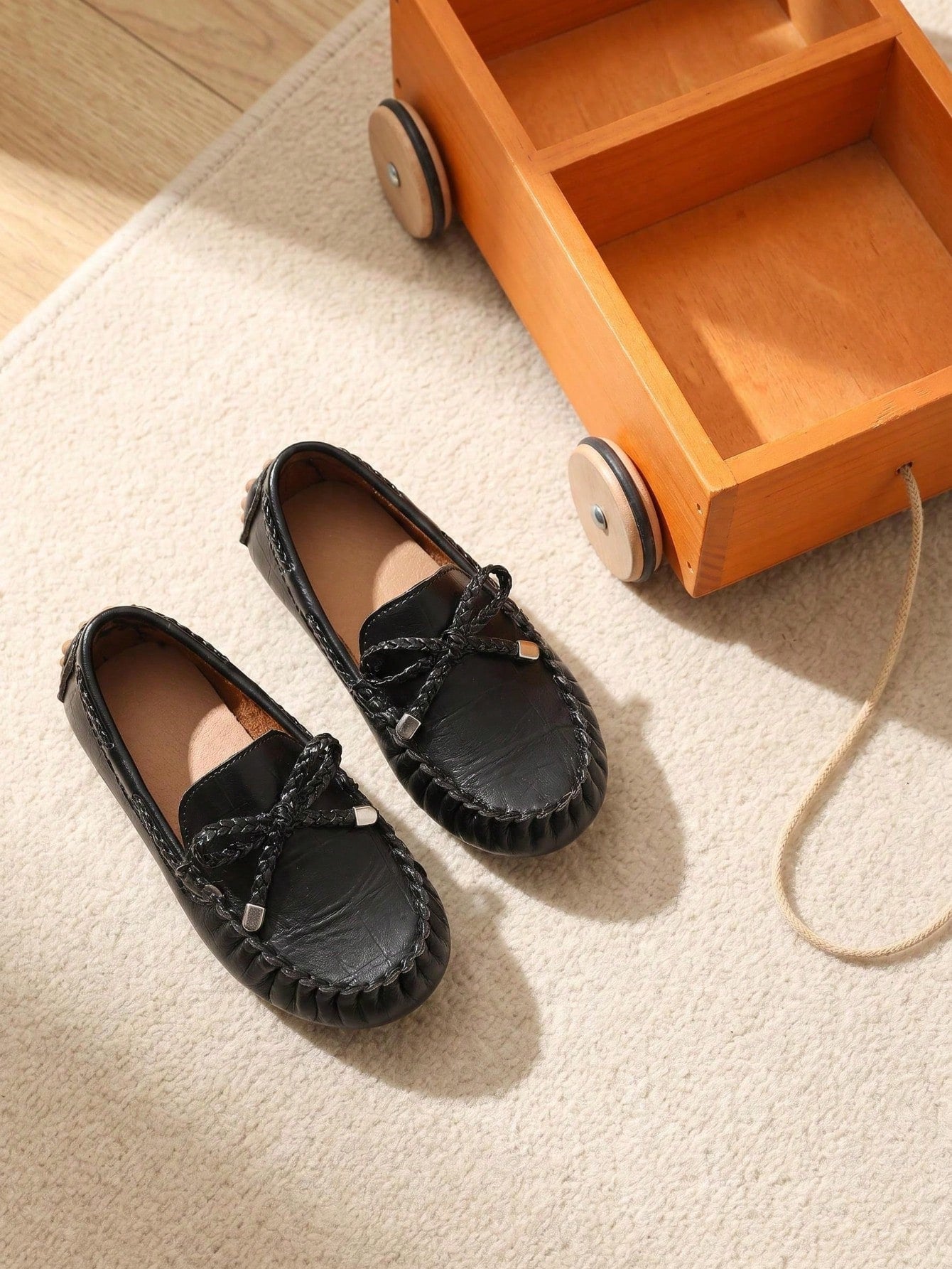 Girls' Woven Bow Knot Bean Loafers