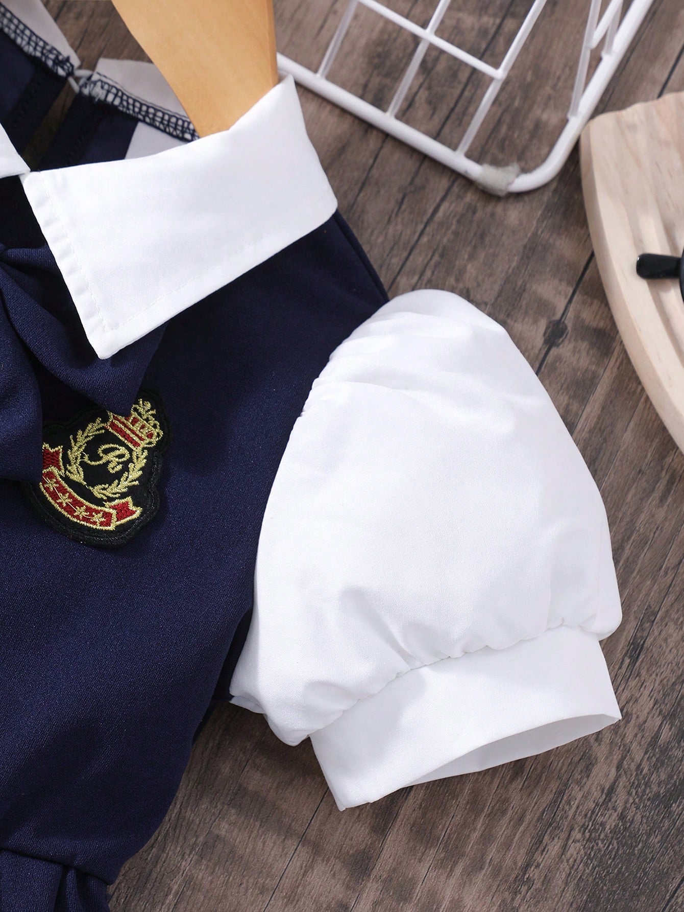 Robe Fille Preppy Col Contrasté Nœud Badge