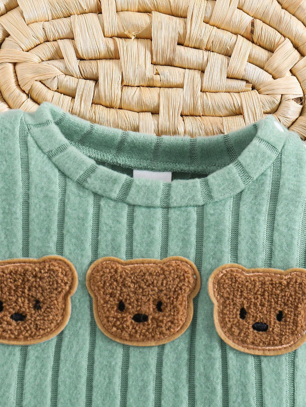 Newborn Baby Green Bear Embroidered Sweatshirt Set Green