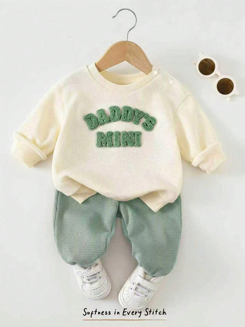 Ensemble brodé vert menthe « Mini Papa » Cozy Pixies pour nouveau-né