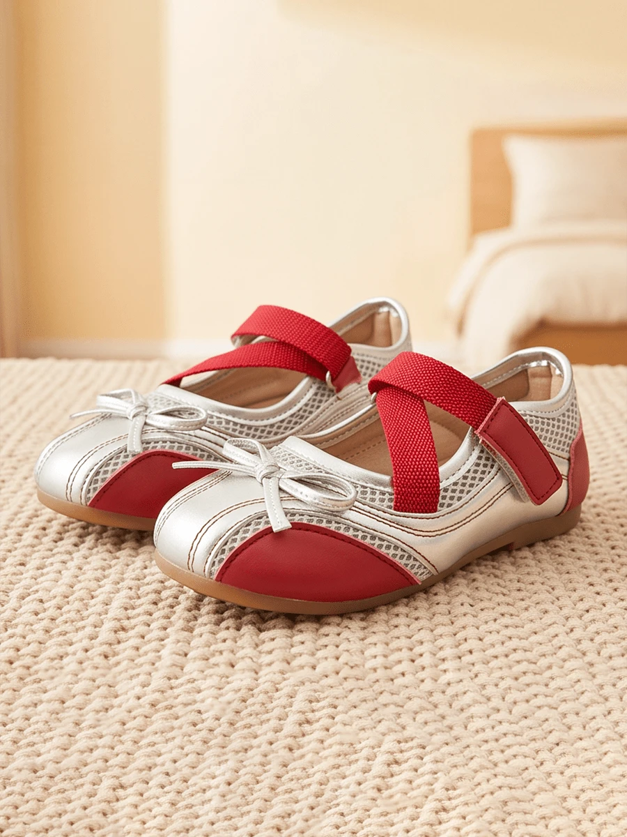 Bambinoo x Playful Pals Mary Janes Rouge et Argent à Nœuds Papillons pour Filles