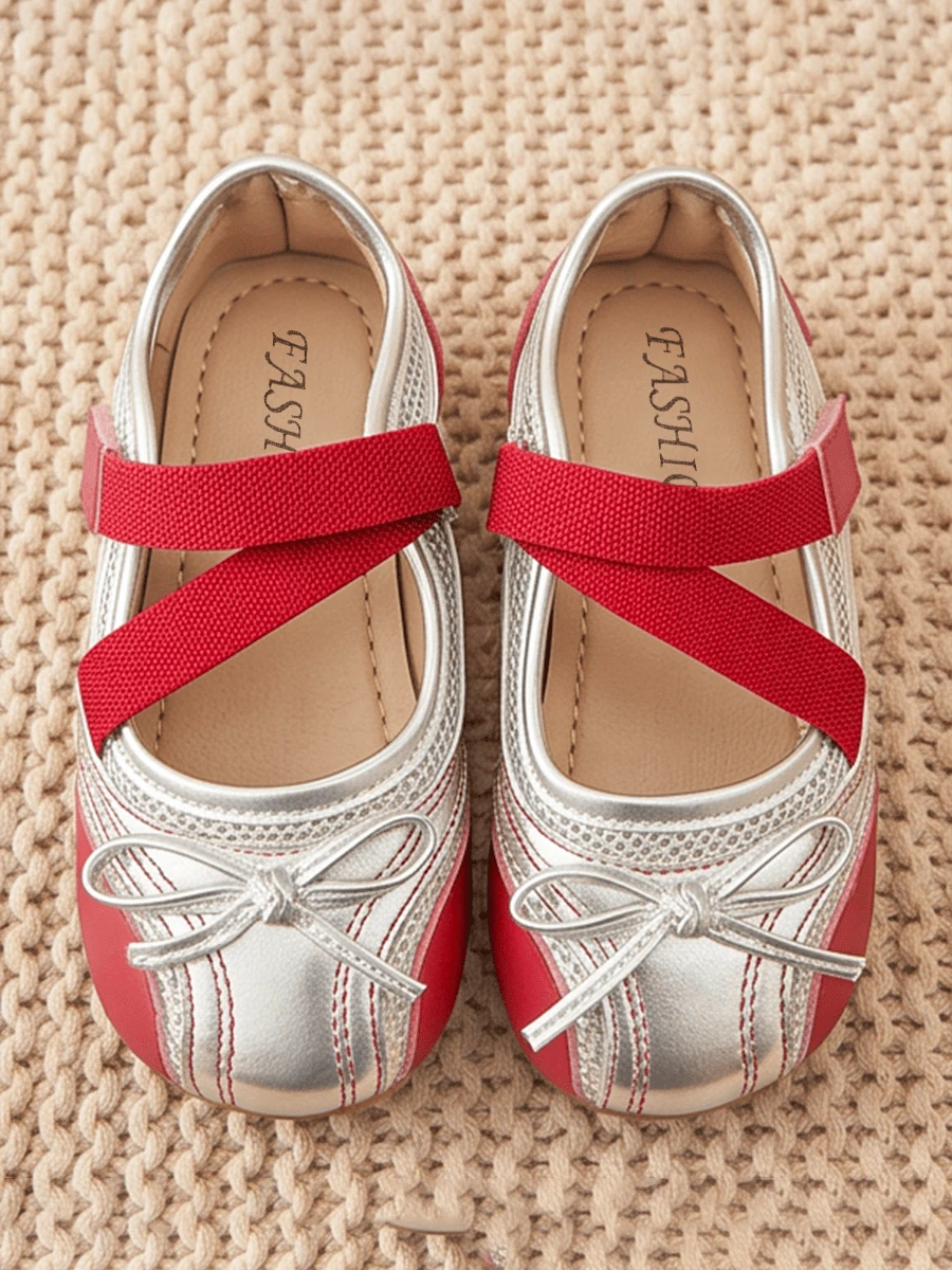 Bambinoo x Playful Pals Mary Janes Rouge et Argent à Nœuds Papillons pour Filles