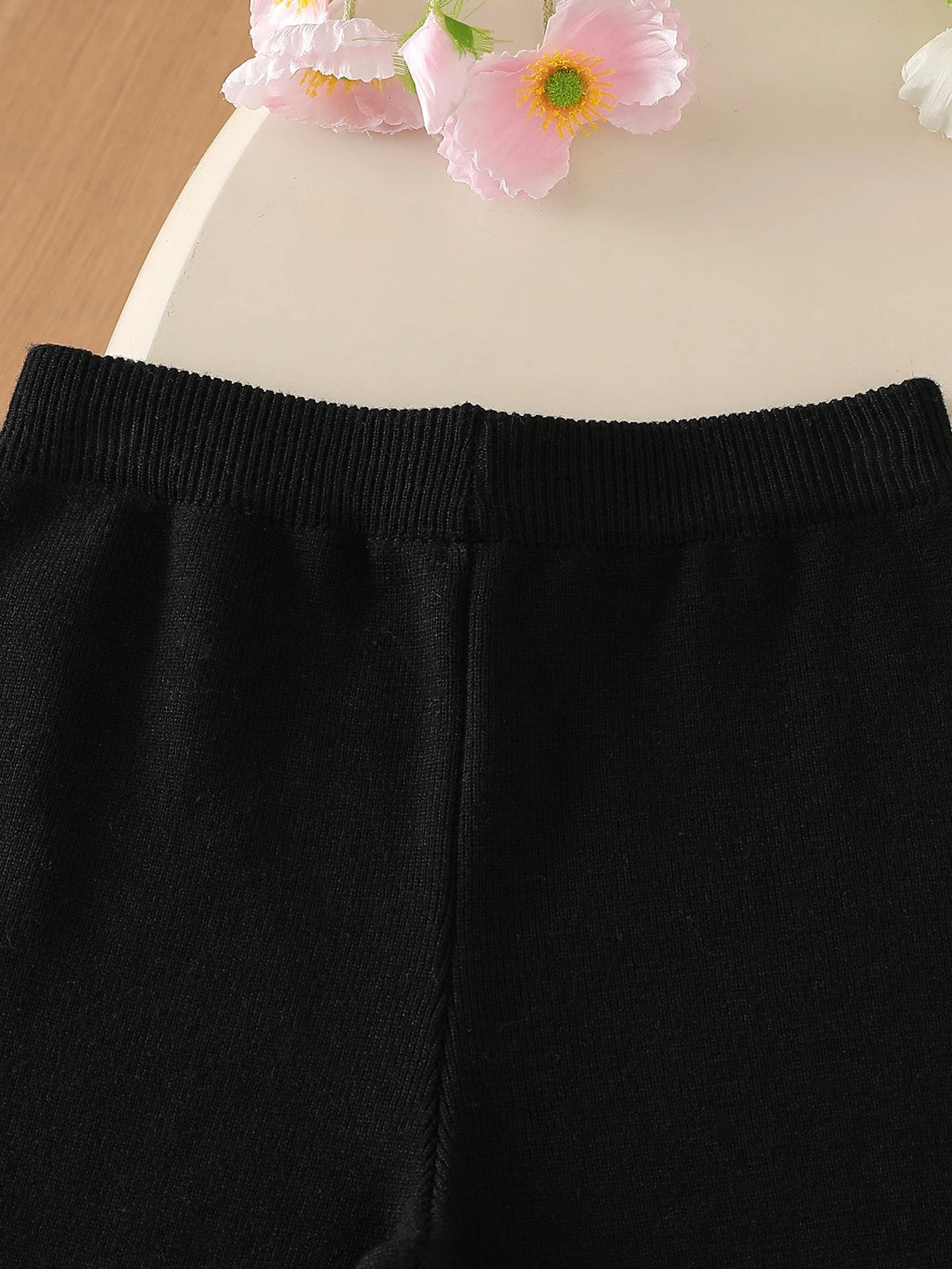Ensemble 2 pièces composé d'un gilet en tricot à broderie nœud et d'un pantalon large pour fille