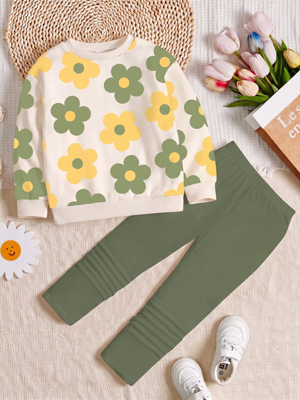 Young Girl Crew Neck Long Sleeve Sweatshirt Leggings 2 Piece Set