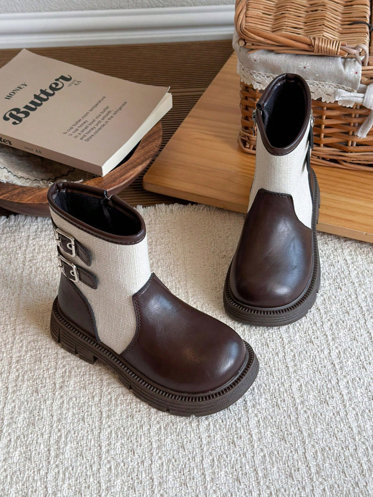 Autumn Winter Warm Casual Street Fashion Boots  Brown