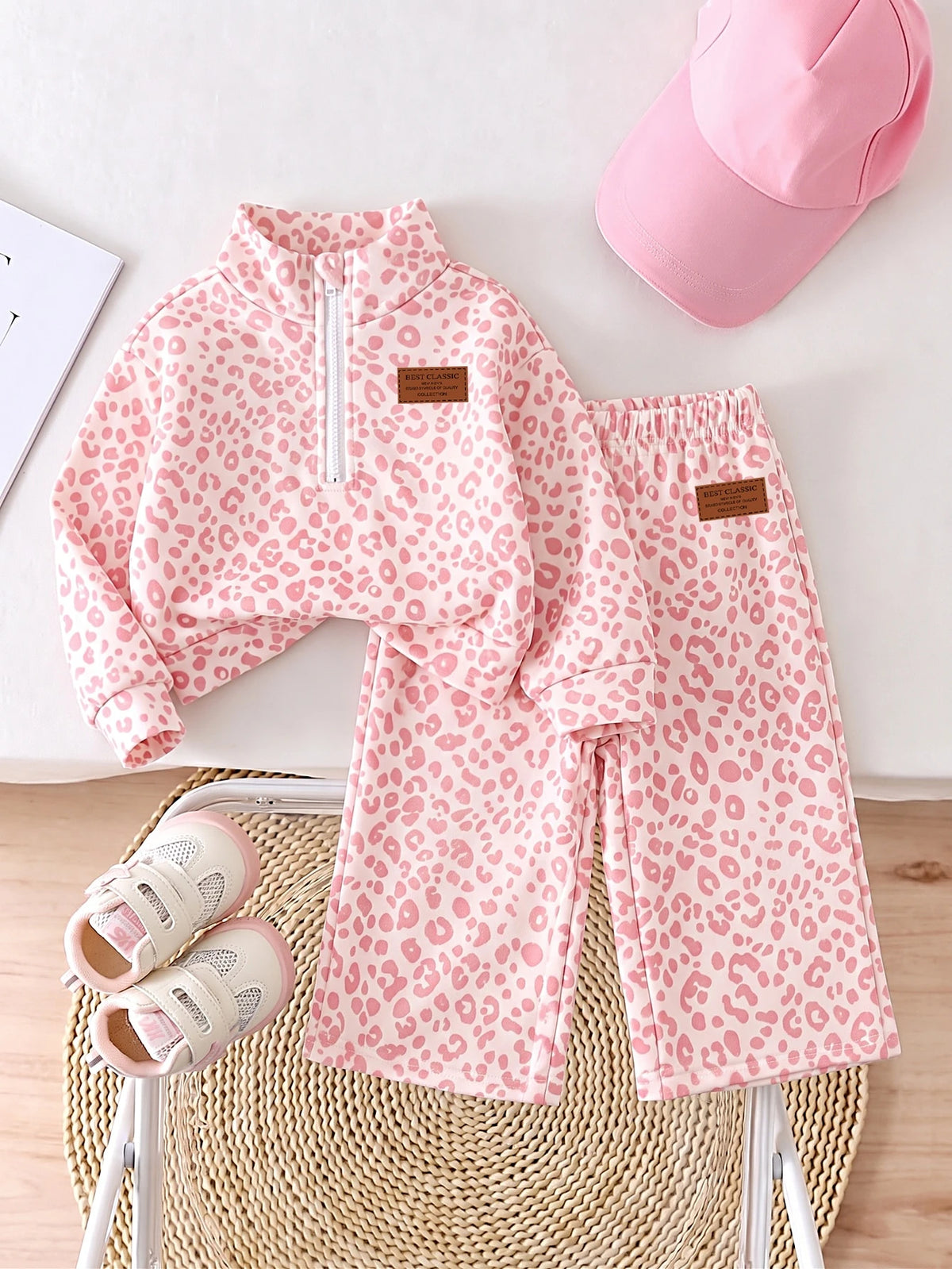 Infant Girl Pink Leopard Fleece Pants Set - Multicolor