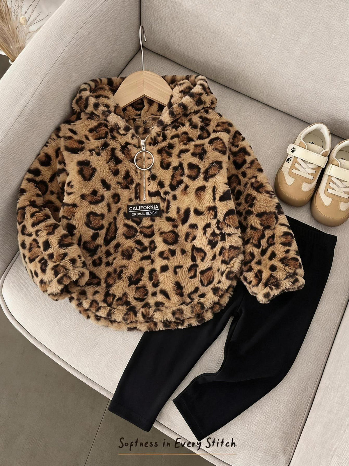 Baby Girl Print Plush Hooded Sweatshirt Leggings 2 Piece Set