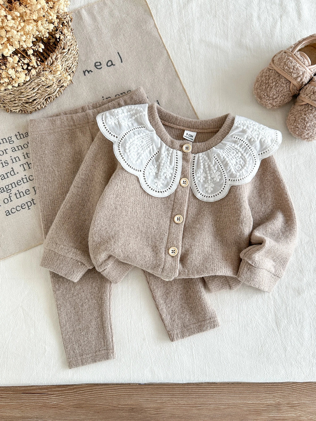 Baby Girl Camel Knit Lace Embroidered Set Khaki