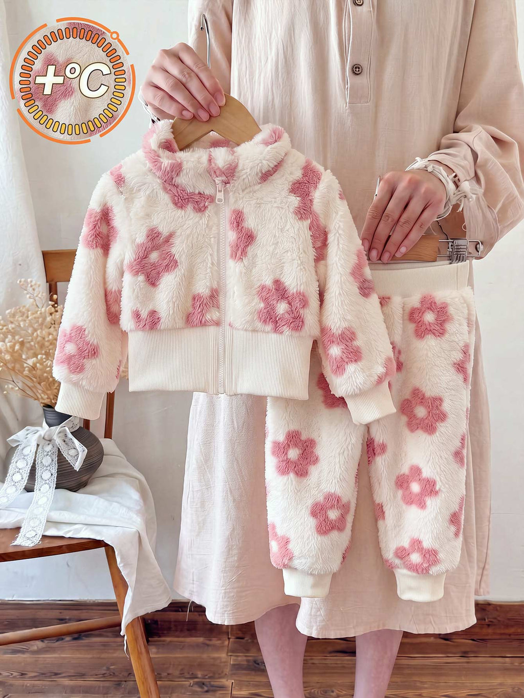 Ensemble veste à col montant et pantalon à fleurs en tissu duveteux pour bébé fille