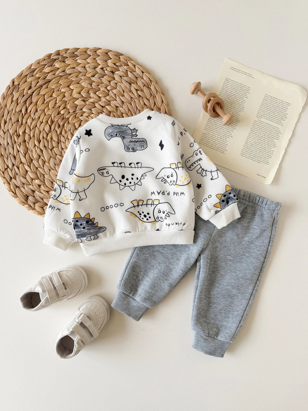 Ensemble sweat-shirt à manches longues et pantalon pour bébé motif dessin animé mignon