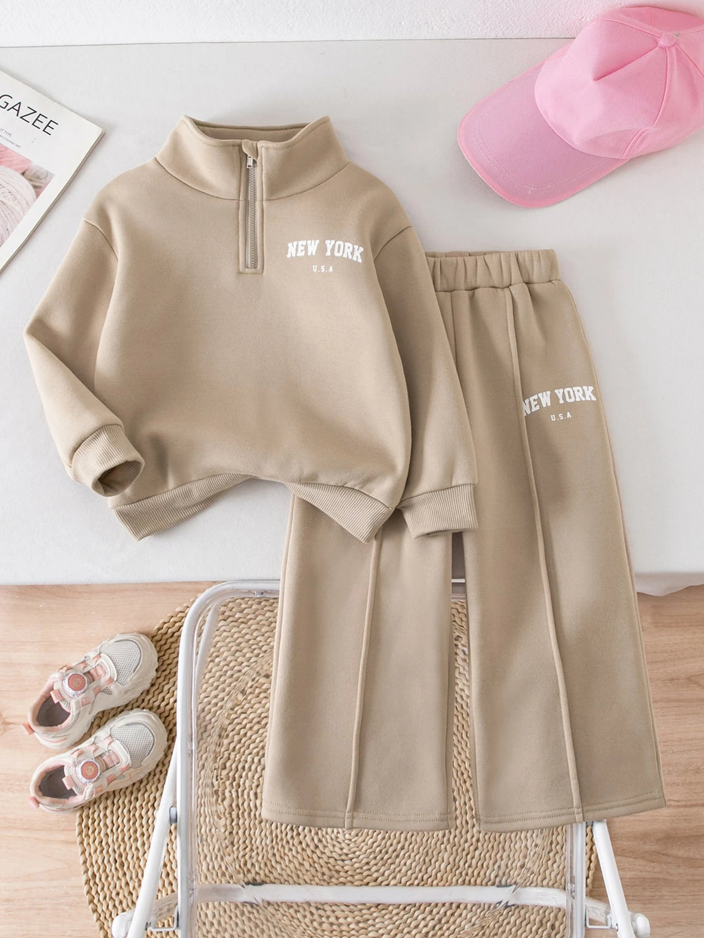 Young Girl Letter Embroidered Fleece Sweatshirt Set Khaki
