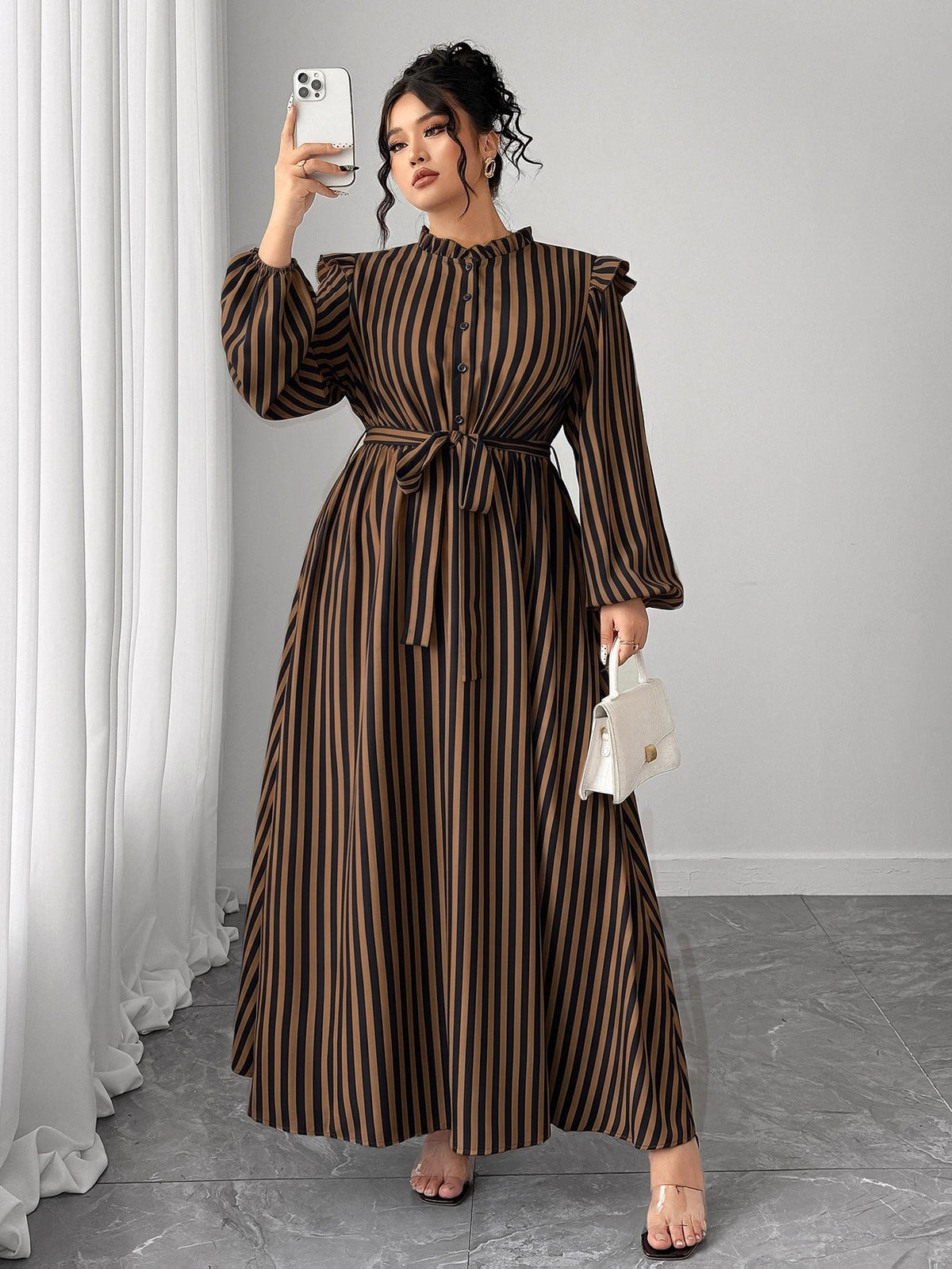 Robe décontractée à manches longues et col montant grande taille Elenzga marron